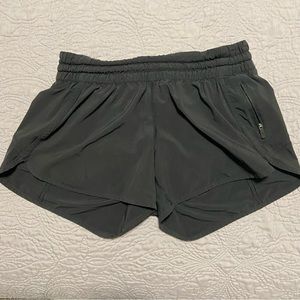 Lululemon Shorts with Liner Size 10